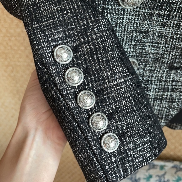 Balmain beautiful blazer - Picture 5 of 15